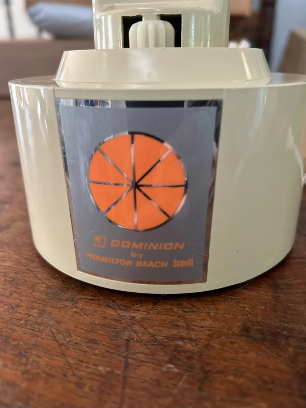 Hamilton Orange and Cream Electric Citrus Juicer